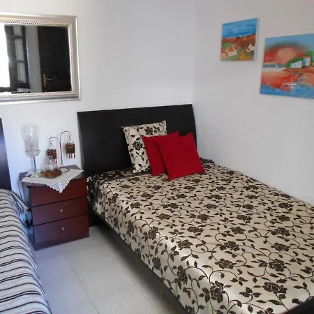 Quiet Family Apt, 10m From The Beach Apartment Psakoudia