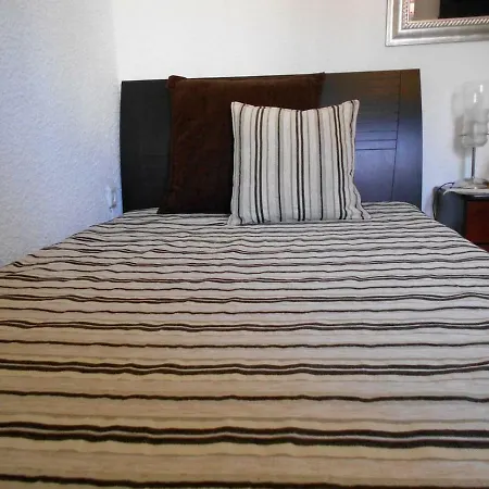 Quiet Family Apt, 10m From The Beach Apartment Psakoudia