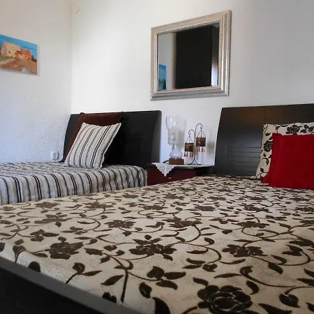 Apartment Quiet Family Apt, 10m From The Beach Psakoudia