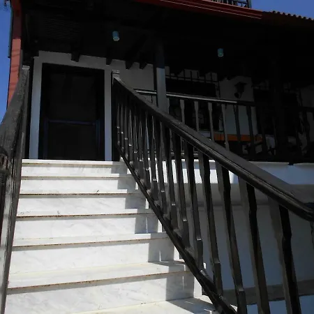 Apartment Quiet Family Apt, 10m From The Beach Psakoudia