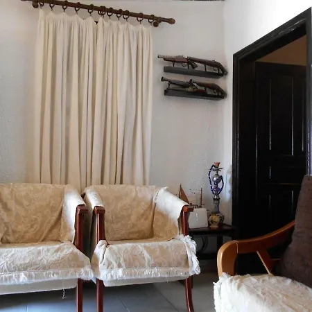 Quiet Family Apt, 10m From The Beach Psakoudia