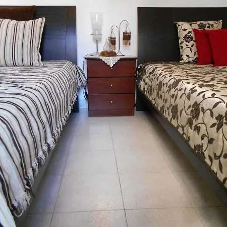 Quiet Family Apt, 10m From The Beach Apartment