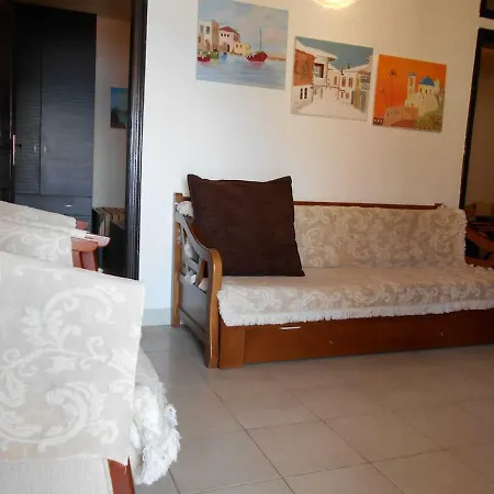 Apartment Quiet Family Apt, 10m From The Beach *